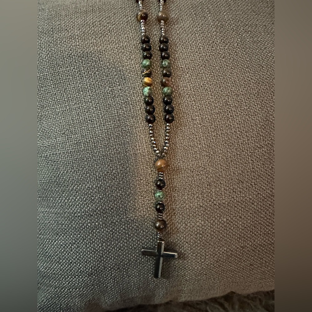 🎁$15 SALE - Beaded Rosary with free bracelet 🎁